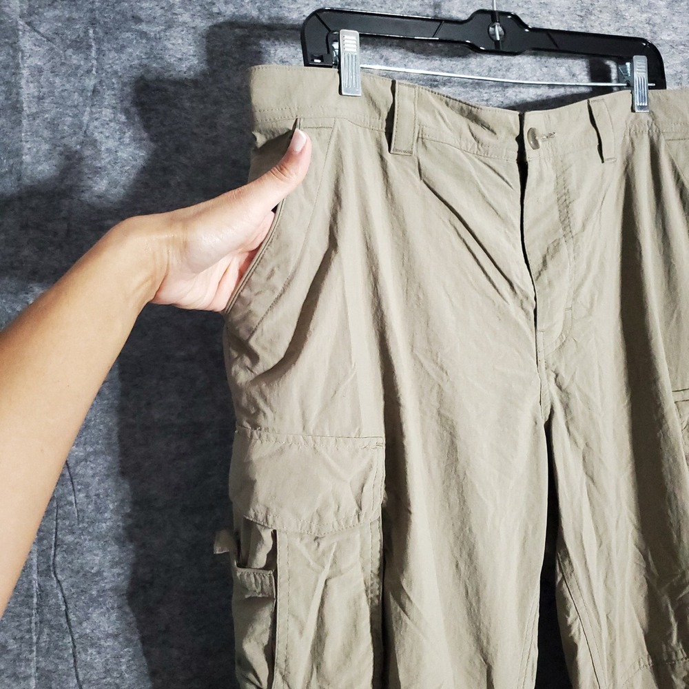 REI Cargo Pants Mens XL 32L Khaki Lightweight Hiking Outdoor Adventure Pro Wear - Picture 3 of 10